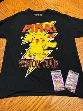 Pika! Pokemon trainer regional tour shirt size large and 2 booster packs cards